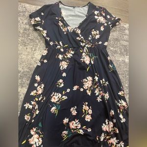 Styleword Floral Dress. XL.